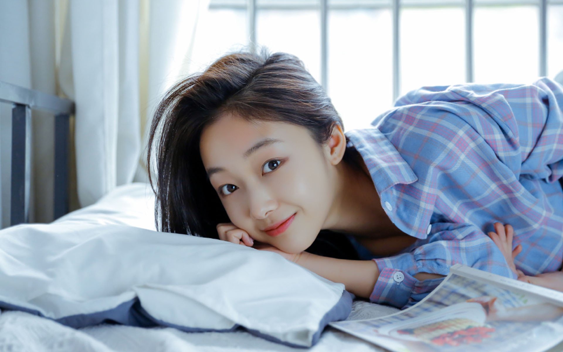 开云·体育官网-_季后赛门票争夺激烈!十支队伍誓要冲刺_,季后赛系列赛