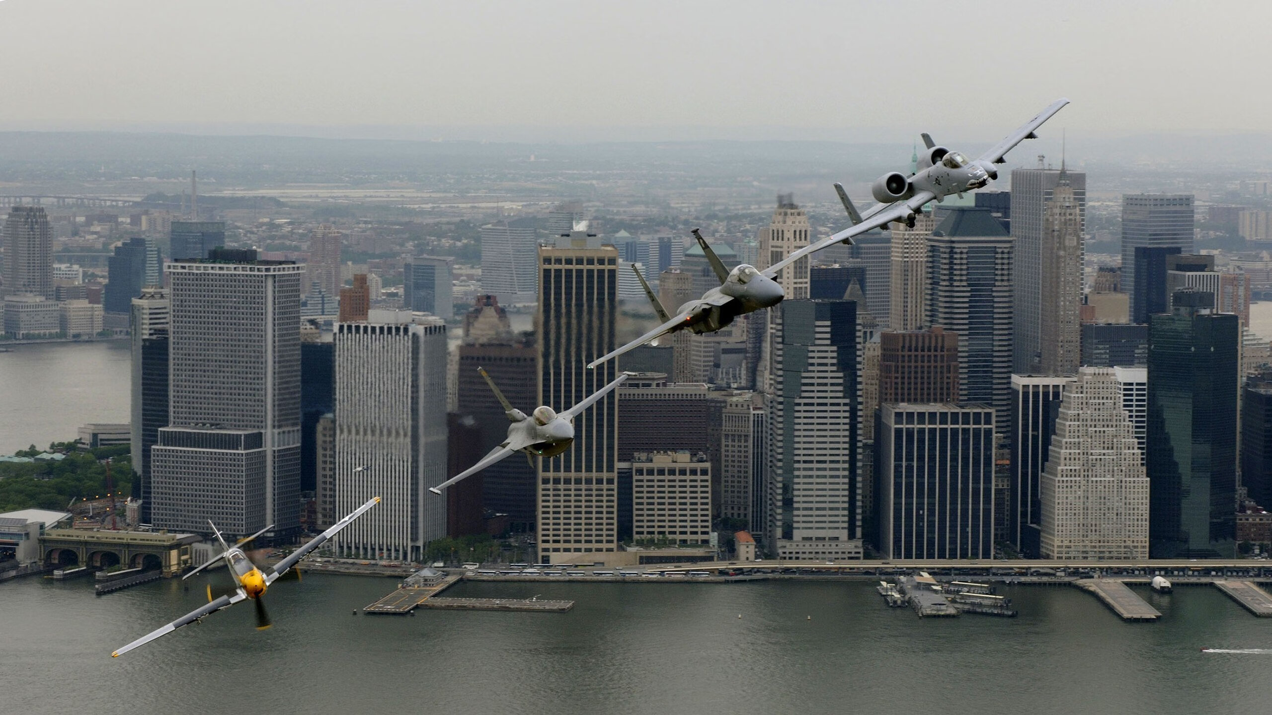 开云·体育官网-轮滑自由表现:街头风采引人入胜,轮滑自由式动作详细表